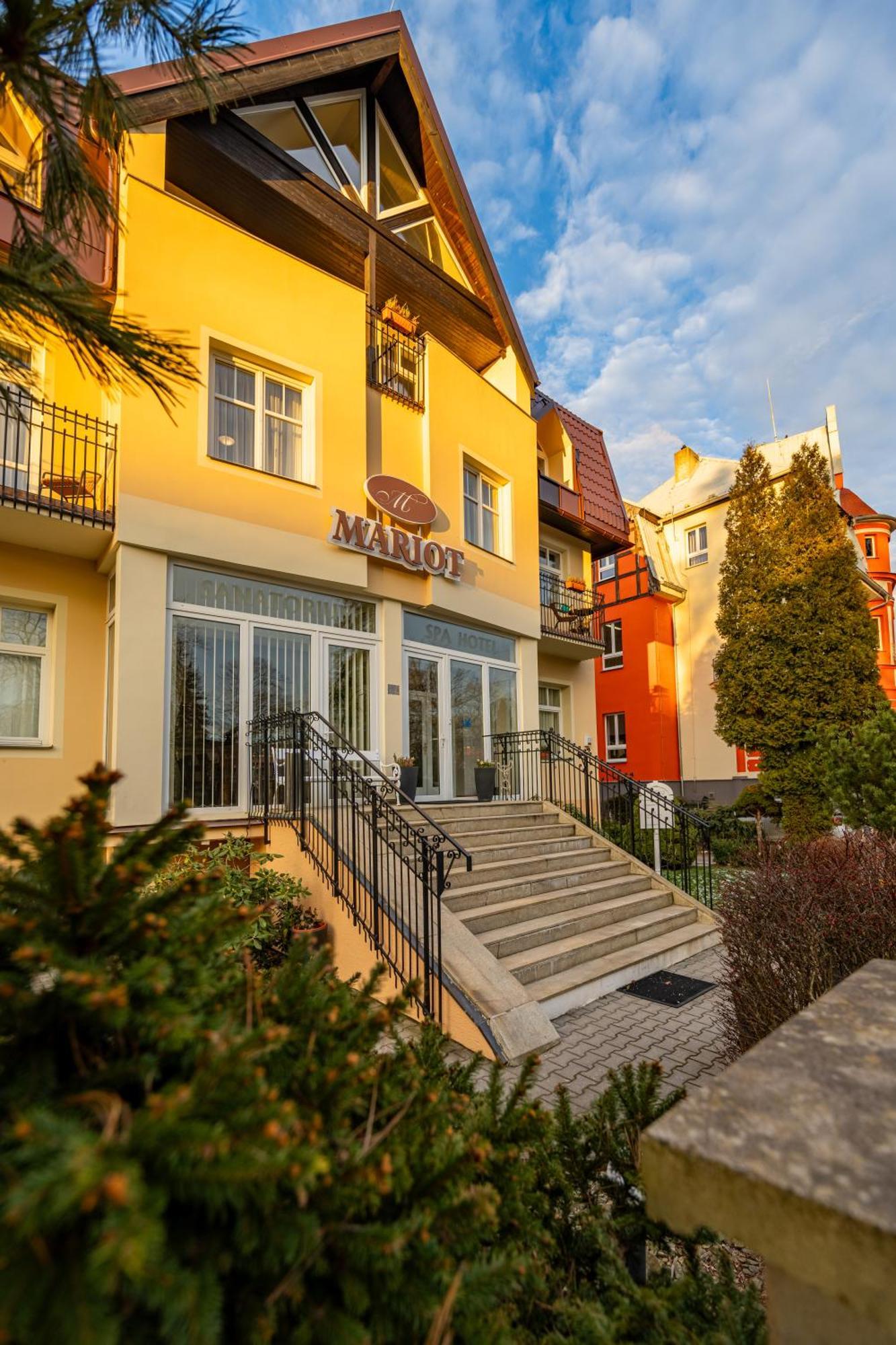 Hotel Sanatorium Mariot Frantiskovy Lazne Exterior photo